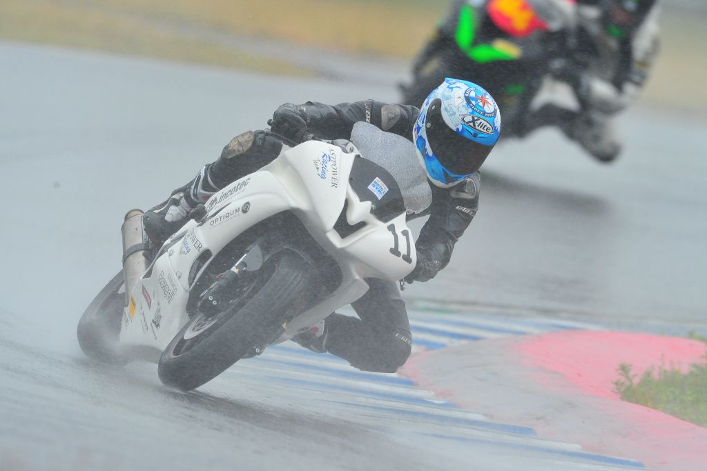 Rennsport, Motorradwerkstatt Lemgo, Regenfahrt, Yamaha R6 2012