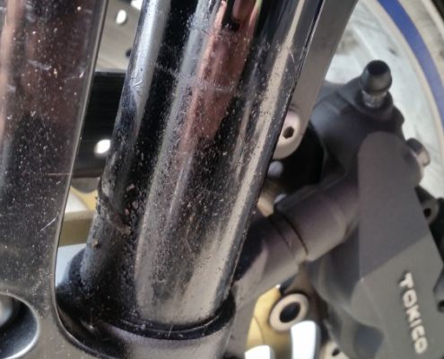 ASTPower Alexander Stamm, Motorradwerkstatt Lemgo, undichte Gabel