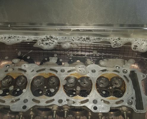 Motorteile Reinigung Ultraschall
